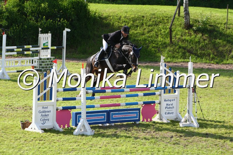 005M5742_El Ninio_M Springen.JPG